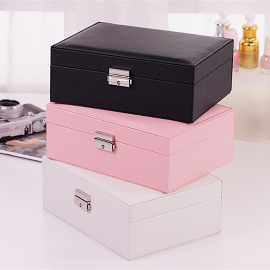"Elegance Treasure" – jewelry box with velvet lining