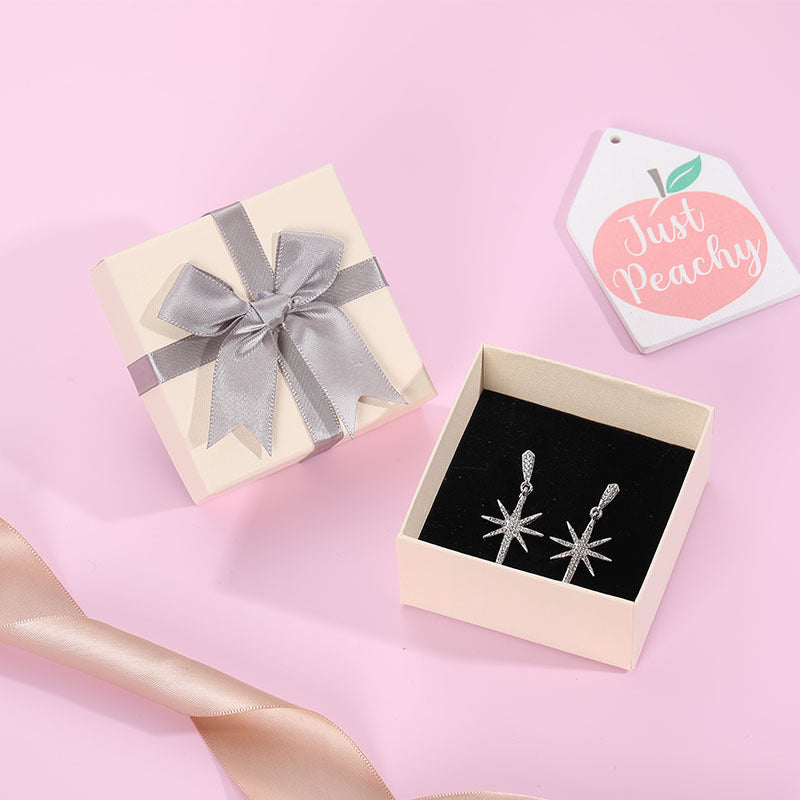 “Graceful Gift” – Schmuck-Geschenkbox mit Schleife