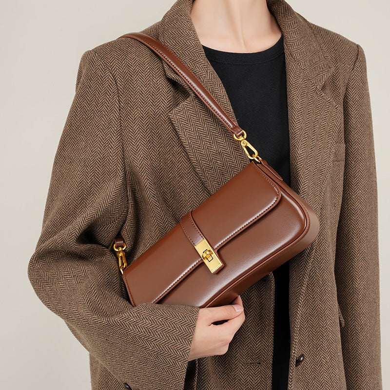 Verona Classic Shoulder Bag